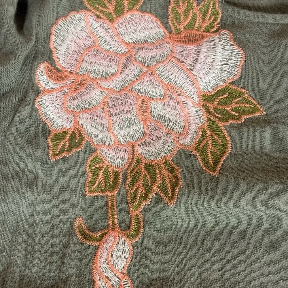 Entro Olive Green Embroidered Ruffle Hem Flyaway Sleeve Boho‎ Mini Dress Size S